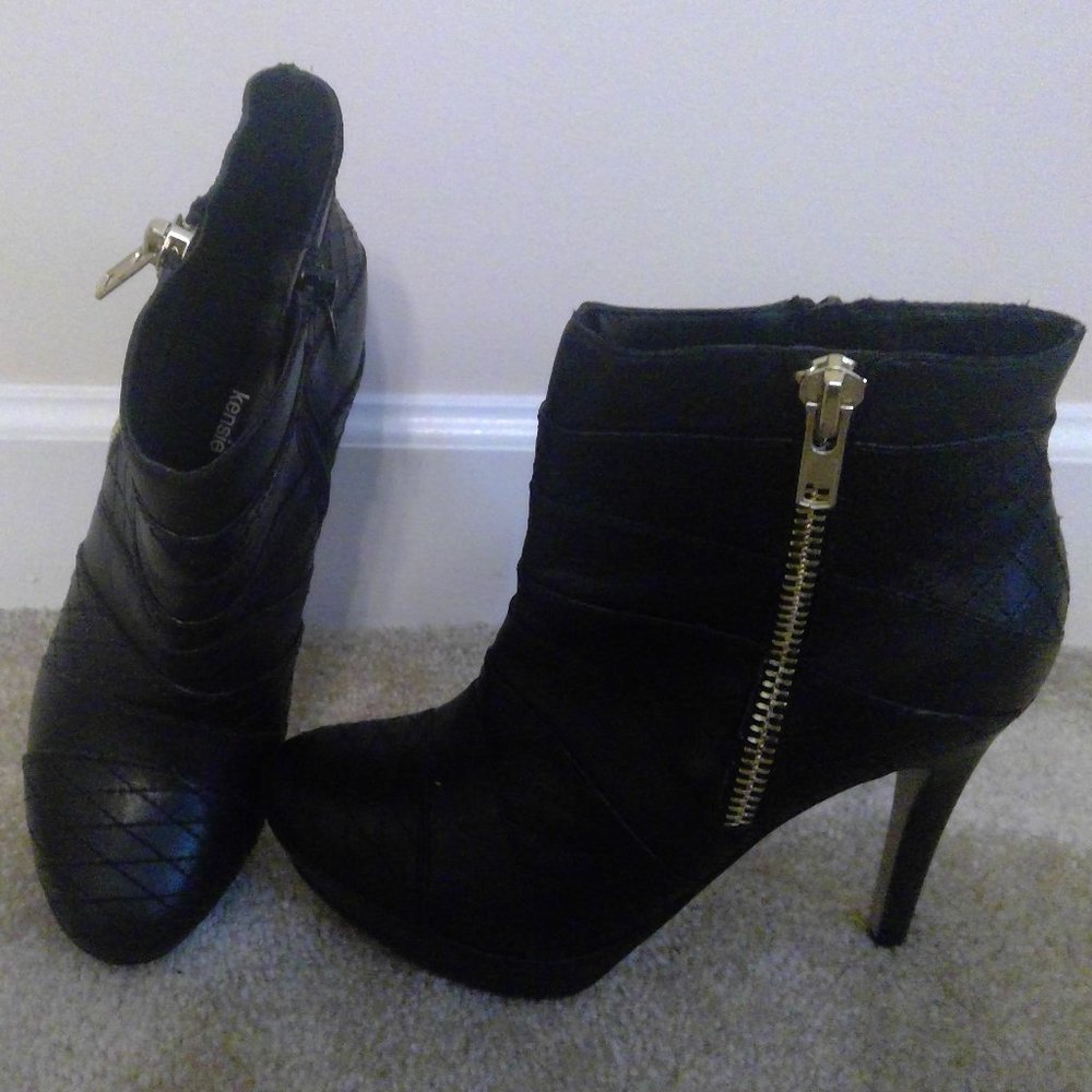 Kensie black leather ankle boots